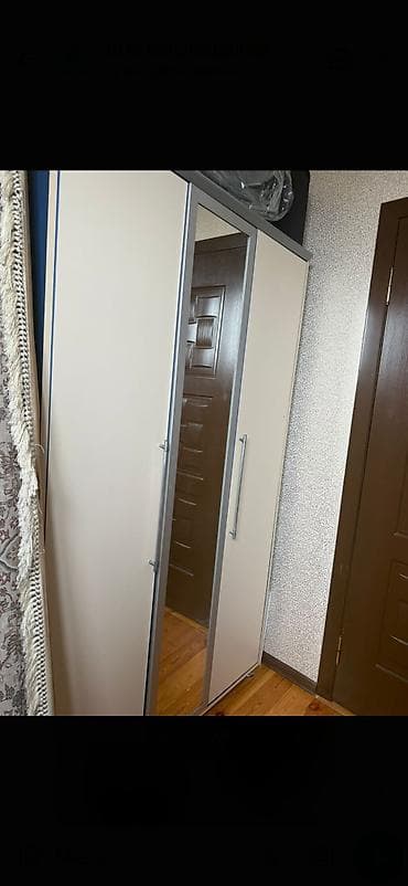 шкаф под стиральную машину в ванной: 3 двери, С зеркалом, Бежевый, Другой материал, Купе, Прямой шкаф — 1