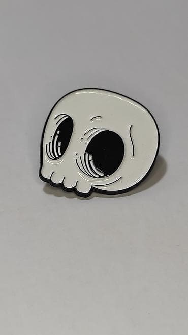 Emaye döş nişanı – “şirin kəllə” dizaynı - Material: sərt emaye lalafo.az -da Emaye döş nişanı – “şirin kəllə” dizaynı - Material: sərt emaye