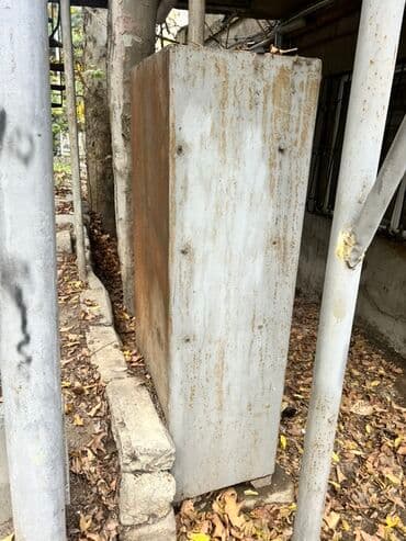 qaynaq utusu: Açılan, 2 qapılı Düz dolab — 3