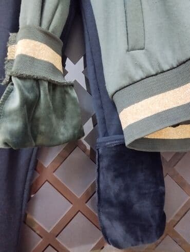 sari qizil komplekt: Dəst 36 S razmer Alınıb 50 AZN təzədir dəyərindən aşağı satıram — 6