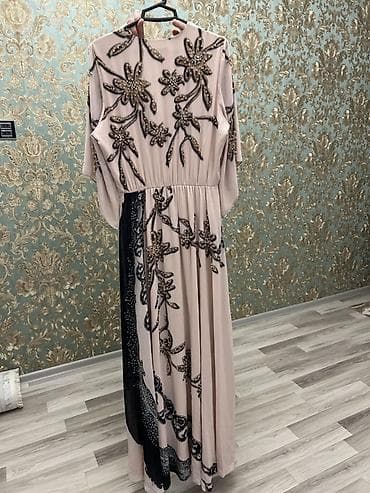 nişan donu: Zərif axşam libası – maxi uzunluq, açıq pudra rəngi. Parça axıcı və — 2