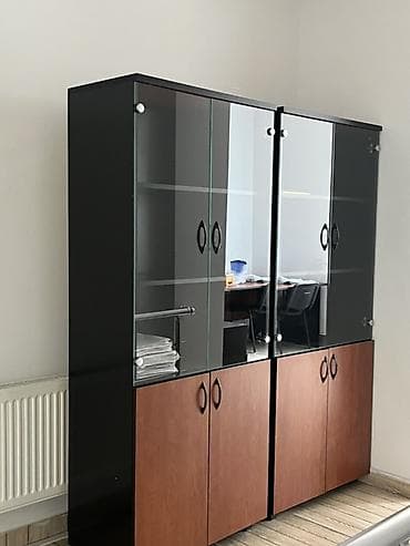 Şüşəli vitrinli ofis dolabı - İki moduldan ibarət konstruksiya lalafo.az -da Şüşəli vitrinli ofis dolabı - İki moduldan ibarət konstruksiya