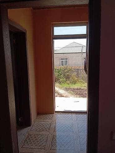 emircanda ucuz heyet evleri: Satılır: həyət evı - Tək mərtəbəli, daş tikili həyət evi - Geniş — 6