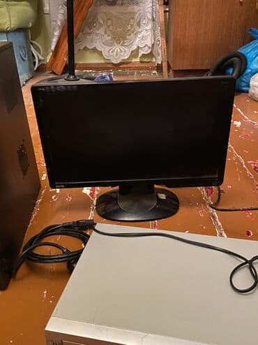 Mətbəx texnikası: Kompyuter seti Klaviatura və Mausda mövcuddur qiymetde danışıq var — 5