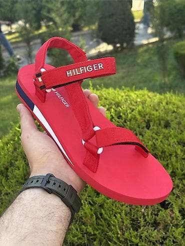 Босоножки, сандалии, шлепанцы: Qırmızı rəngdə unisex sandal - Rəng: parlaq qırmızı, yan hissədə — 1