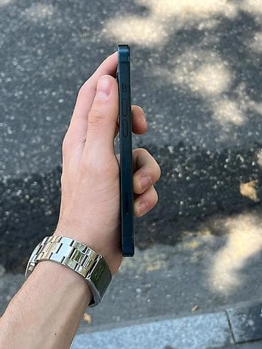 iphone 1q: IPhone 13, 128 GB, Qara — 3