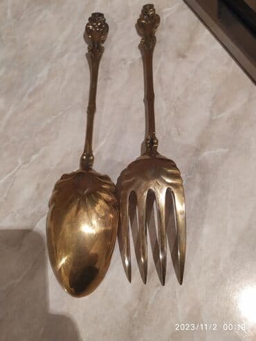 salat dograyan aparat: 60 ildə çox Salat uçun qaşıq və çengel desti. Boyuk olçudedirler — 3