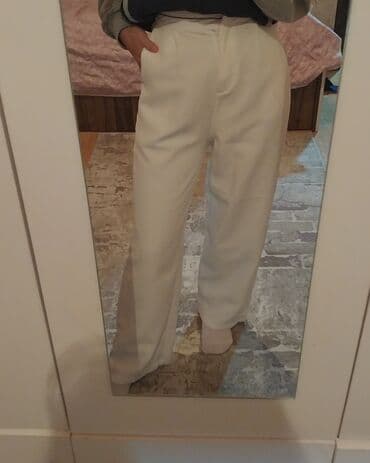 Şalvarlar,1 nin qiyməti 15 dir.Hər biri 1-2 dəfə geyinilib,baha