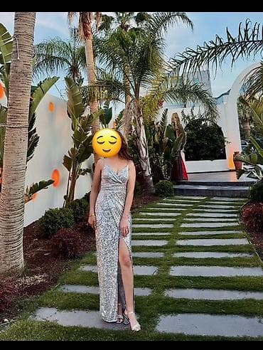 Bir defe ostifade olunub S M razmere uyğundur ela veziyyetdedi Gümüşü