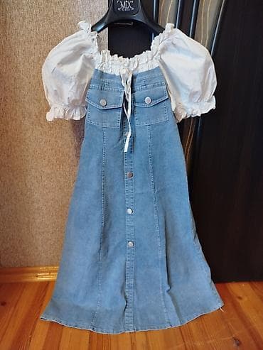 Qadınlar üçün denim don - Model: Ağ puff-qollu, çiyinlərdən enən