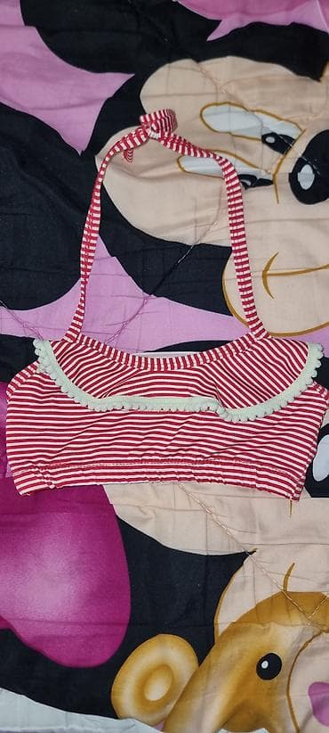 uşaqlar ucun şort və mayka dəstləri: Uşaq üçün iki hissəli üzgüçülük dəsti 8-9 yaşa - Model: qırmızı-ağ — 3