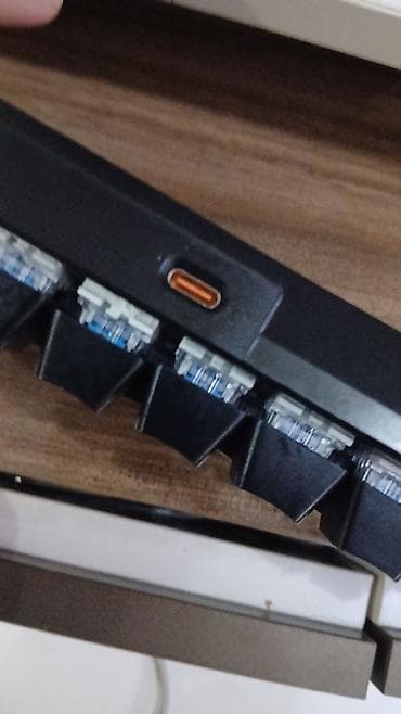 asus laptop: Məhsul: Mexaniki klaviatura - Switch: Blue switch (klik səsli — 5