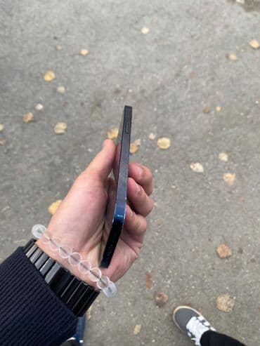 iphone 12 az: IPhone 12, 64 GB, Midnight, Simsiz şarj, Face ID — 7