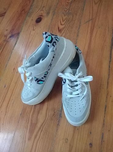 brend krasovkalar: Nike, Ölçü: 35, İşlənmiş — 1