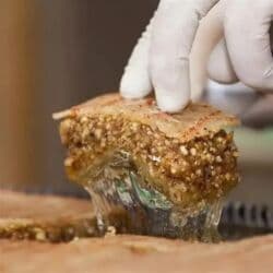 Tortlar: Endirimlə 8 ❌ 7 ₼ 🏞️ Əsl Şəki halvası 🫖 Ən yaxşısıdır 💯 % Super dadı — 2