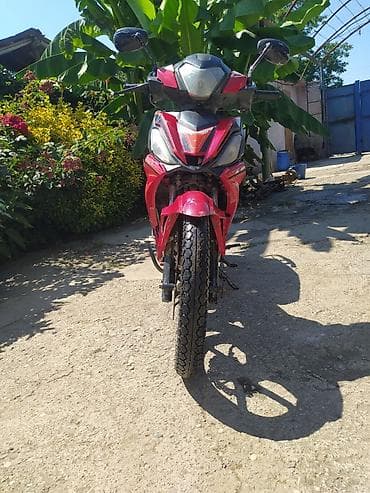 disk r16 type 0 per page 40: Model: Moped tipli motosiklet (underbone), qırmızı-qara rəng Mühərrik — 6
