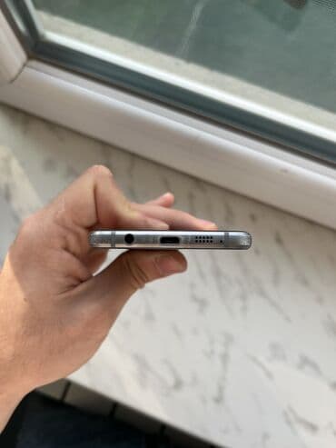 iphone 12 qiymət: Samsung Galaxy A3 2016, 16 GB, rəng - Qara, İki sim kartlı — 6