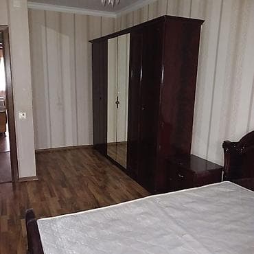 maştağa evləri: 10cu mk 2otaqlı içi əşyalı ev kira verilir 5in 3cu mərtəbəsi 400azn — 8