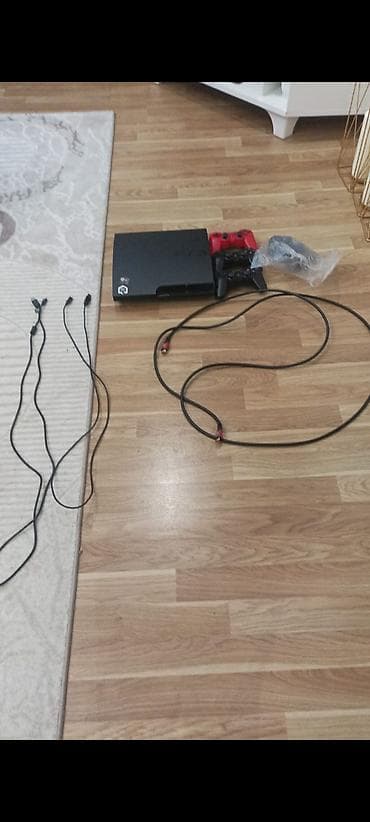 PlayStation 3 (PS3) oyun konsolu dəsti Xüsusiyyətlər və tərkib: - PS3