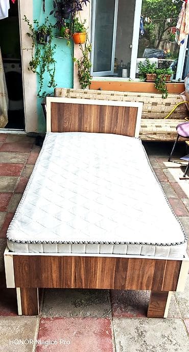 İşlənmiş, Təknəfərlik çarpayı, Bazasız, Matras ilə, Siyirməsiz — 1