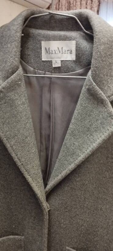 loreta palto: Gadın paltosu az istifadə olunub əla vəziyyətdədir — 3