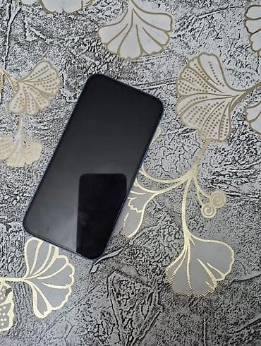 smart box: IPhone 13, Mavi, Face ID — 3