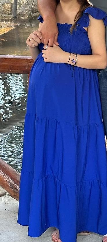 Mavi rəngli hamilə maxi don - Stil: Uzun, boş siluetli maxi don -