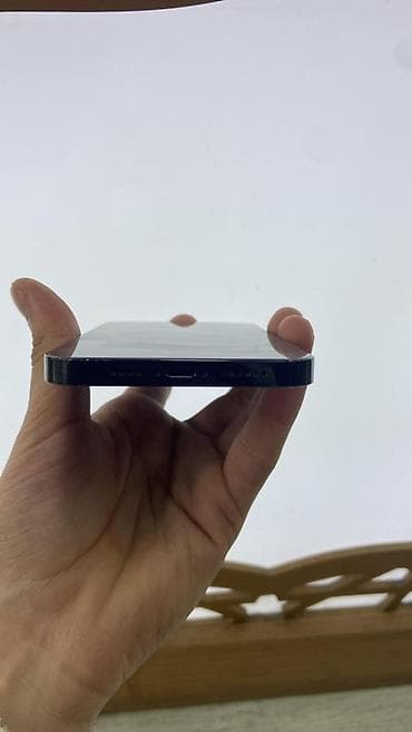 ıphon: IPhone 14 Pro, Qara, Simsiz şarj — 6