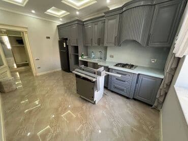 sibrizdə evlərin qiyməti: Bakı, 3 otaqlı, Köhnə tikili, m. İçərişəhər, 120 kv. m — 12