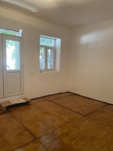 Yeni təmir edilmiş Cavid Prospektinde Elmler Akademiyasinin