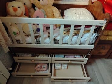 ağaç kesen: Oğlan və qız üçün, Dördbucaq, Beşik, Dəst ilə, Matras ilə, Yellənmə mexanizmsiz — 1