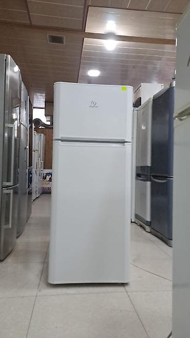 Audio: 2 qapılı Indesit Soyuducu Satılır, rəng - Ağ — 1