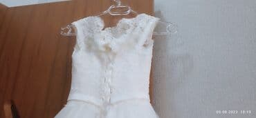 ağ gəlinliklər: Cox tecili olaraq kocle elaqedar satilir. Toy üçün nəzərdə tutulmuş bu — 3