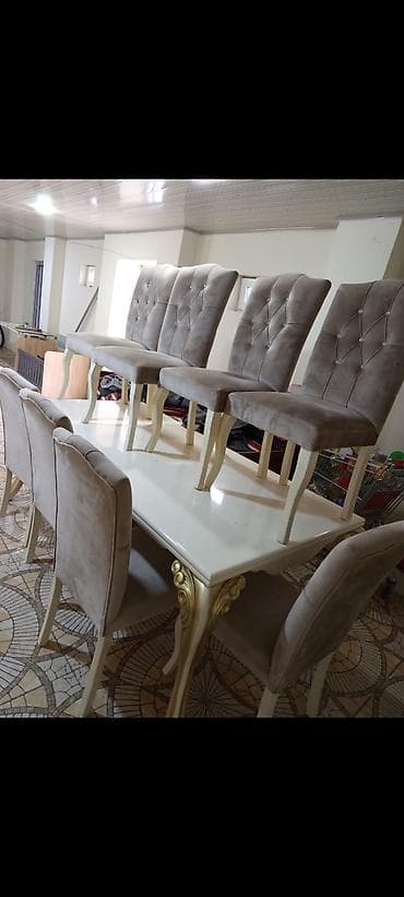 Qonaq otağı üçün, İşlənmiş, Dördbucaq masa, 8 stul
