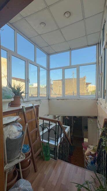 продаю дом: 7 комнат, 216 м², Средний ремонт — 9