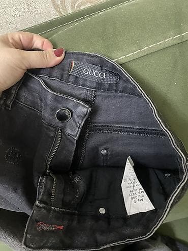 ayaqqabi olculeri: Cins şalvar, Gucci — 2
