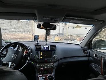 lider disk: Toyota Highlander: 3.5 l | 2012 il Krossover — 4