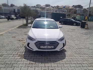 kia oluxana razin: Hyundai Elantra: 1.6 l | 2017 il Sedan — 1