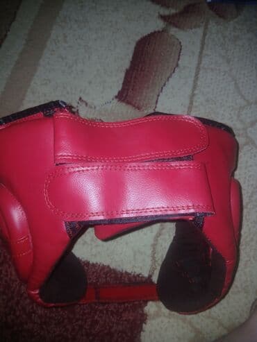 boks forması: Venum markalı boks/kikboks başlığı - Rəng: qırmızı, ağ Venum loqosu - — 2