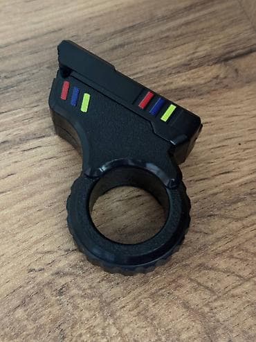 Tibbi avadanlıq: Black Finger Massage Fidget Fidget Titanium toy - oyuncaq masaj aləti — 1