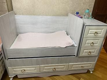 komod satilir: Uşaq beşiyi – komodlu və çekmecəli model - Material: ağac teksturalı — 1