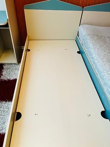 matras satilir: Oğlan və qız üçün, İşlənmiş, Çarpayı, Bazasız, Matras ilə — 4