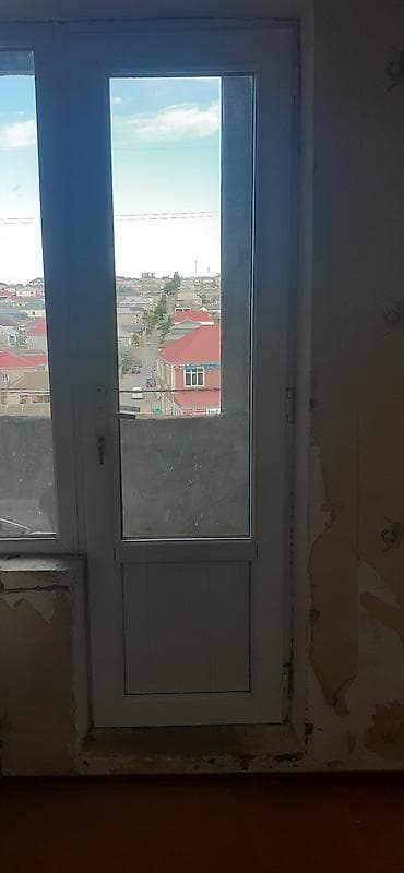 plastik ayna qapi: 3 ədəd yüksək keyfiyətli profillə yığılmış qapı və pəncərə satılır — 3