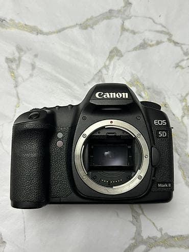 Canon EOS 5D Mark II (body) - Tam kadr (Full Frame) DSLR fotoaparat — 1