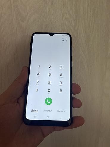 apple iphone xs max: Samsung Galaxy A04, 64 GB — 2