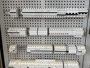 pencil 1: Siemens Elektrik avtomat, 1 faza, 230 Vt — 1