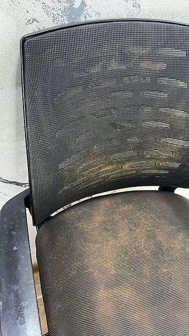 Ofis masaları: Təkərli, Qolları tənzimlənmir — 2