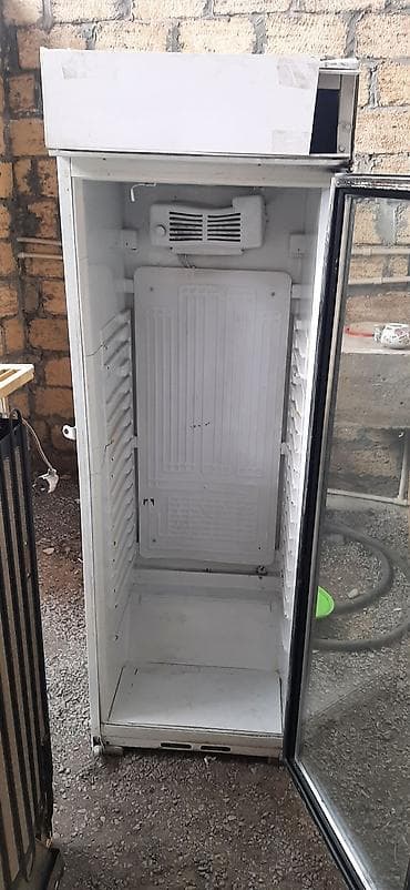 şüşe vitrin: Ticarət tipli şüşə qapılı soyuducu vitrin - Tip: Ayaqüstü vitrin — 3