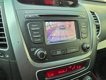 Nəqliyyat: Kia Sorento: 2.4 l | 2014 il Krossover — 10