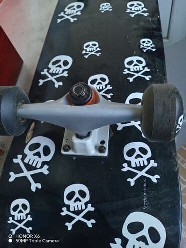 mafya kart oyunu: Skateboard – tam komplekt - Gövdə: İki tərəfli konkav forma, üst — 2